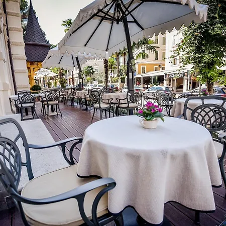 Amadria Park Agava Hotel 4*