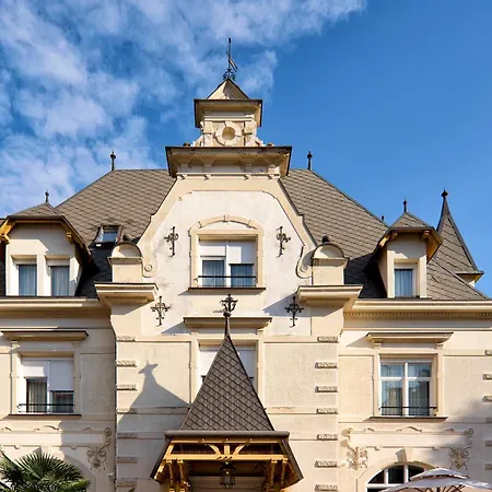 Hotel Amadria Park Agava 4*